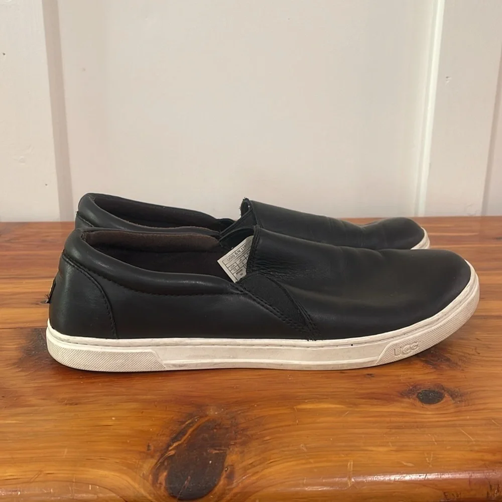 UGG Alameda Leather Slip-On Sneakers